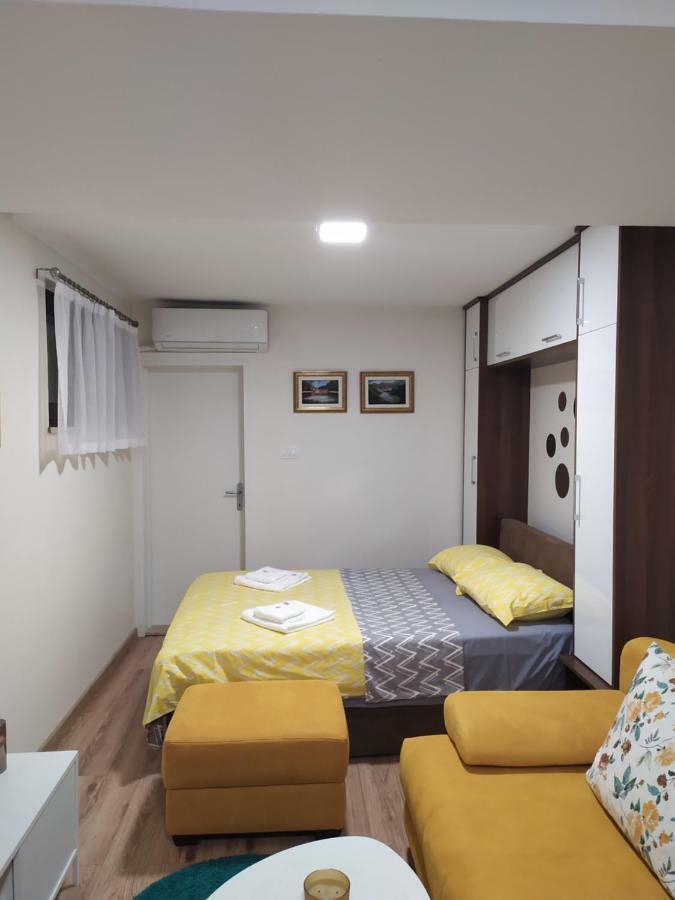 T-A Apartment Rijeka Crnojevica Exterior photo